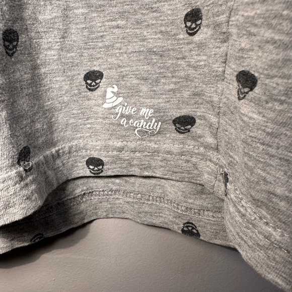 Denim & Flower Shirt Mens Extra Large Gray Skull Print Short Sleeve T-Shirt M - Picture 2 of 8